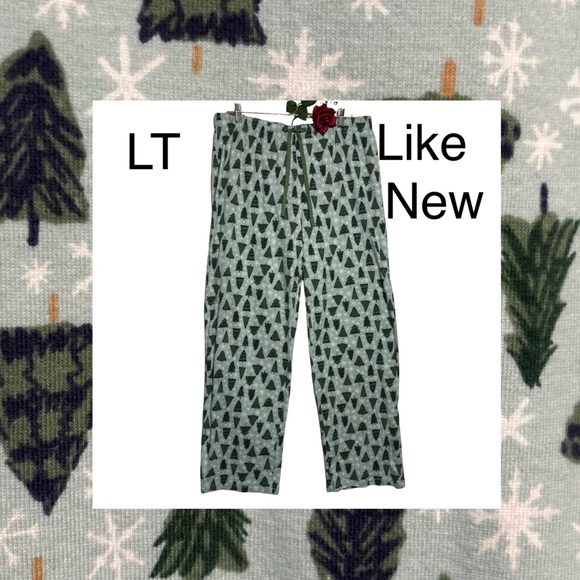 LC Lauren Conrad LT Pajama pants pine xmas trees Soft green winter snow LIKE NEW - Picture 1 of 12